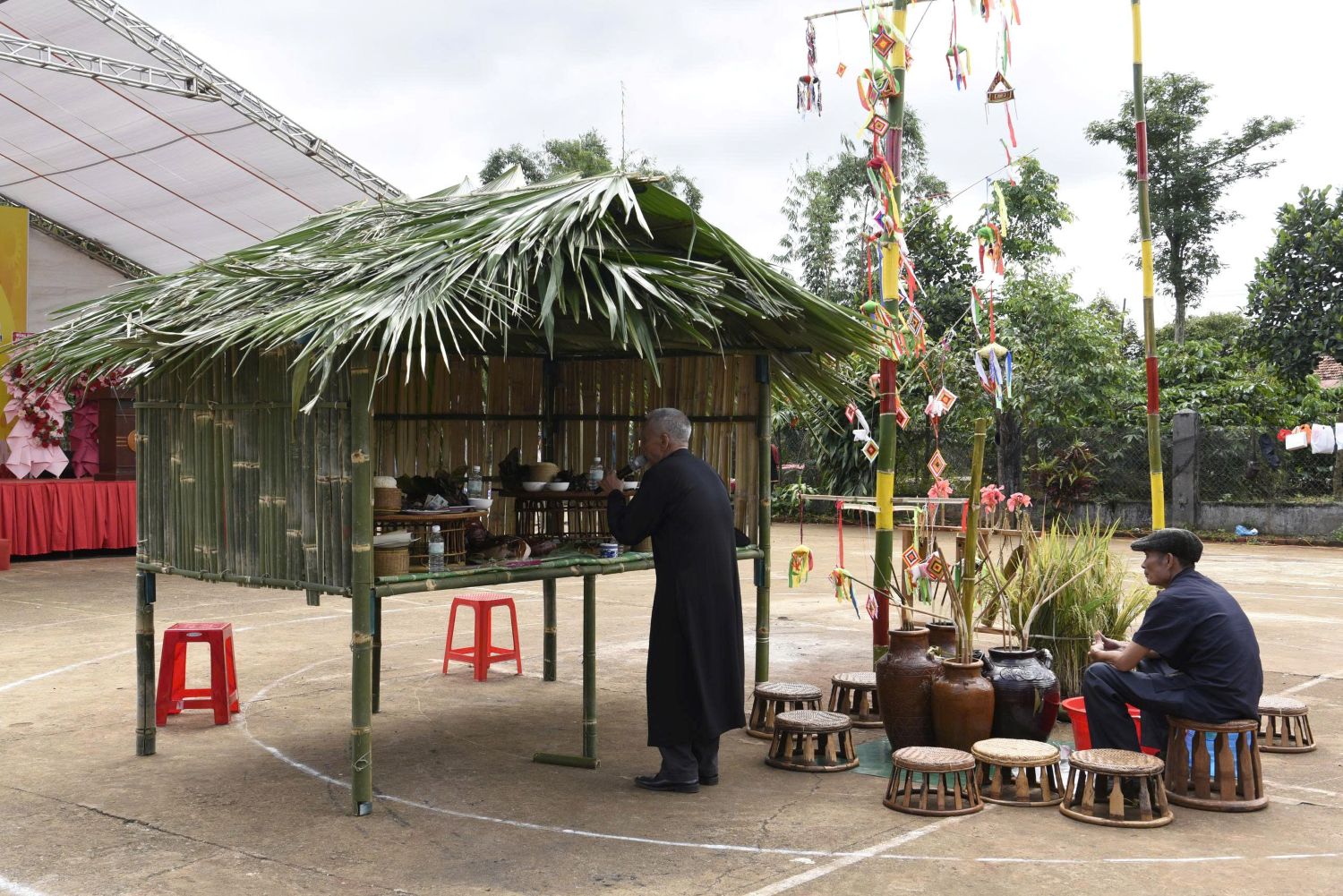 Lễ hội mừng lúa mới buôn Thái được tổ chức sau mùa thu hoạch hằng năm nhằm tạ ơn trời đất, các vị thần giúp cho mùa màng bội thu, mưa thuận gió hòa ở mùa vụ sau.